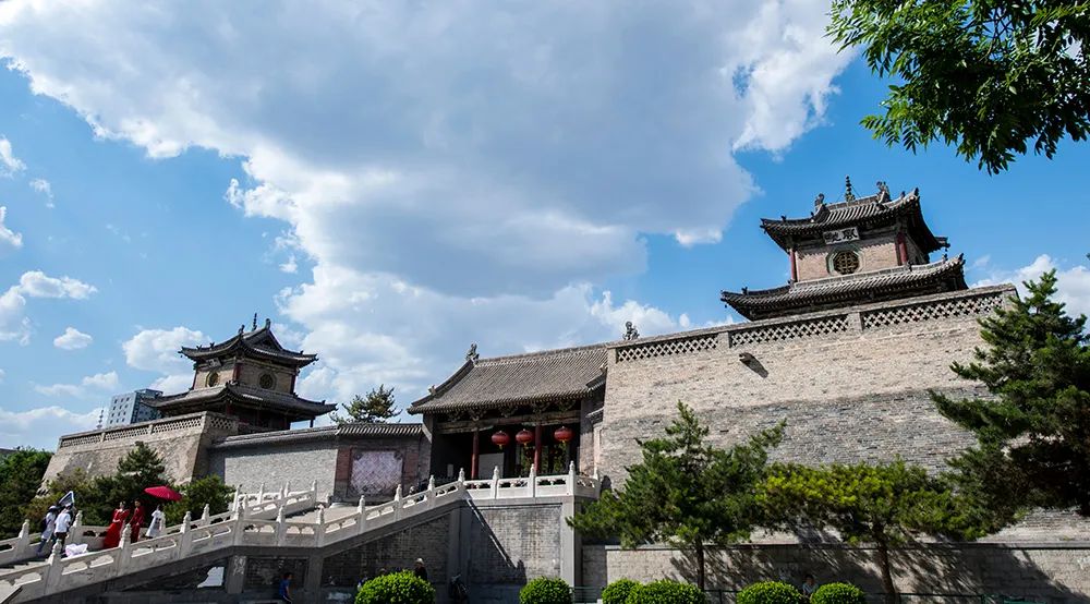 上黨門承載著長(zhǎng)治的歷史記憶,是長(zhǎng)治悠久歷史的見證.jpg